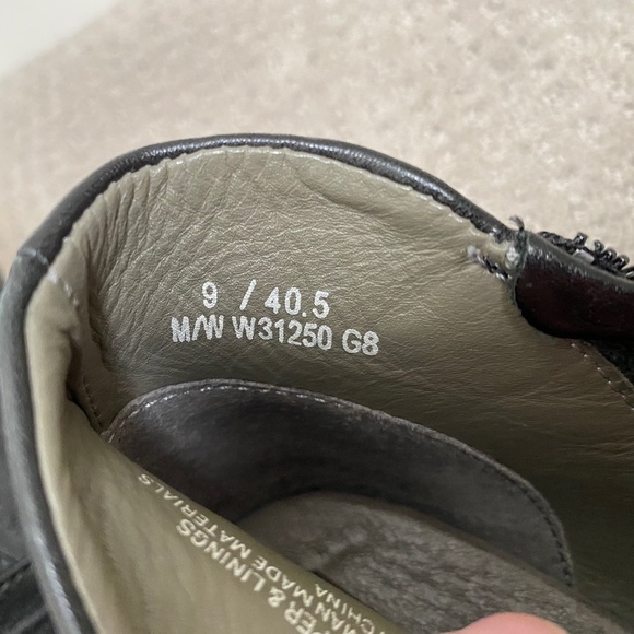 Born Crown Black Ankle Boots US Size 9M Black Leather Excellent Used Condition - Picture 4 of 9